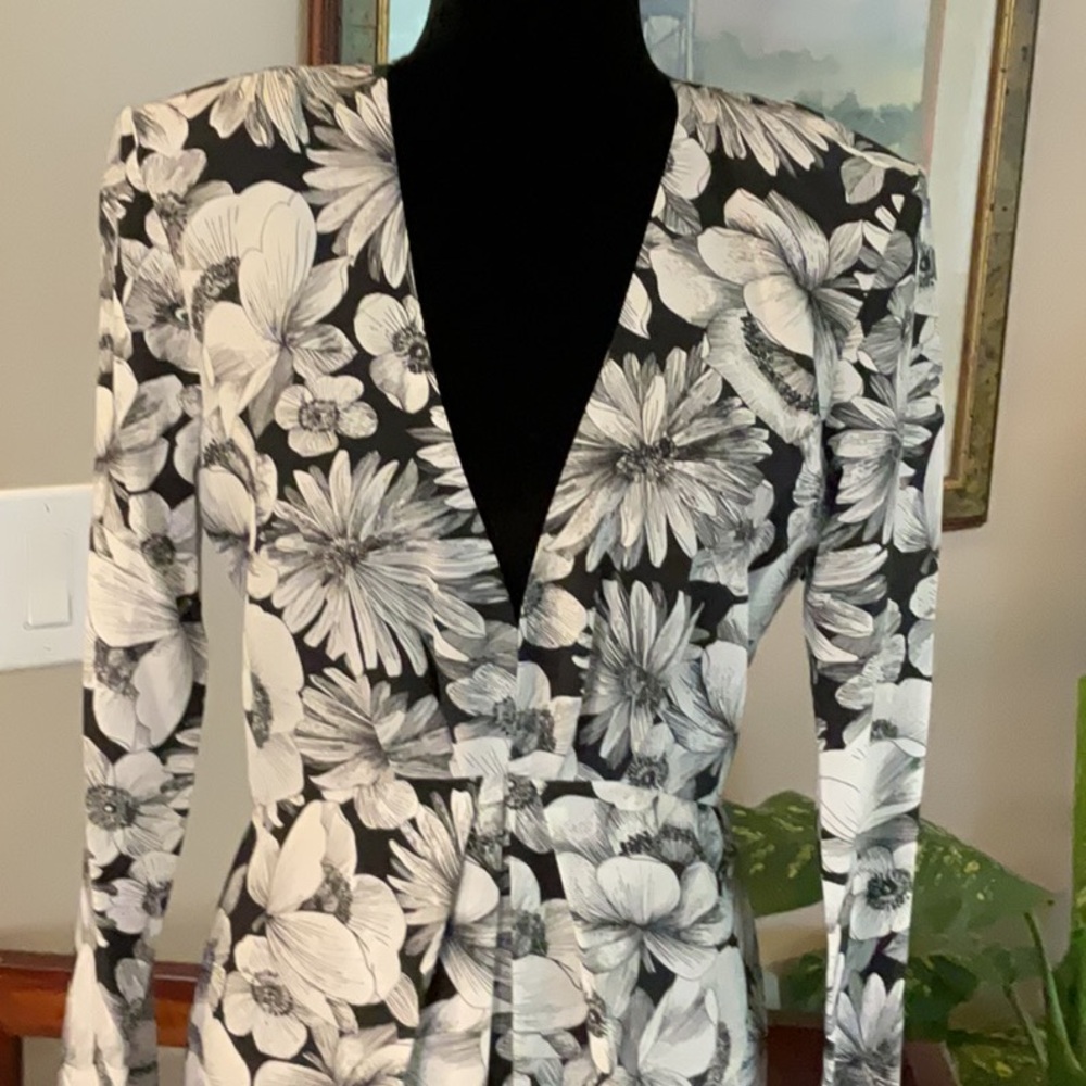 THE KOOPLES - Black & White Floral Silk Long Sleeve Maxi Dress - Picture 2 of 6